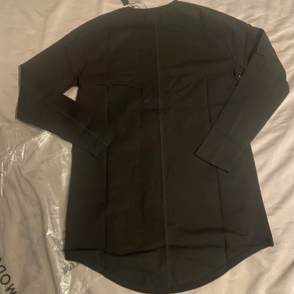 🔥HOT BUY! New long sleeve active top small. Great with leggings! - Picture 2 of 8